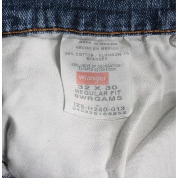 Men's Wrangler Regular Fit Jeans (9WRGAMS) Medium Wash 32 X 30 - Picture 6 of 6